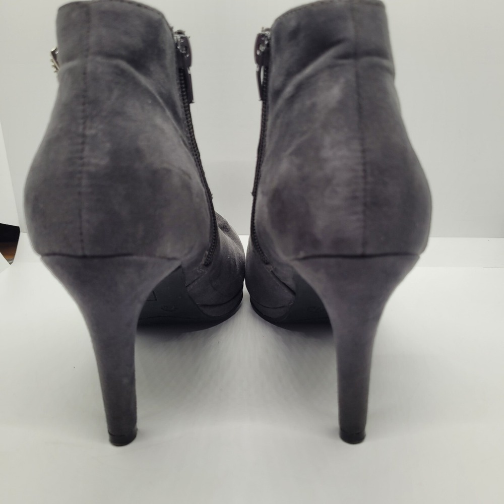 Madeline Boots  Suede Ankle Womens SZ 7M 3.5" Heel Grey Accent Zipper Silver - Picture 5 of 8